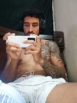 Alexsexygamer online show from April 7, 2026, 1:29 am