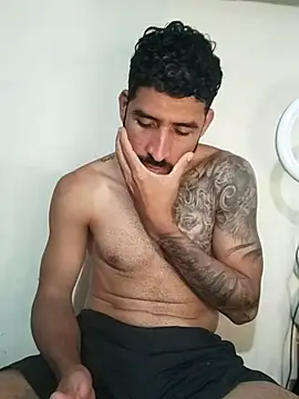 Alexsexygamer online show from November 30, 2025, 9:04 pm