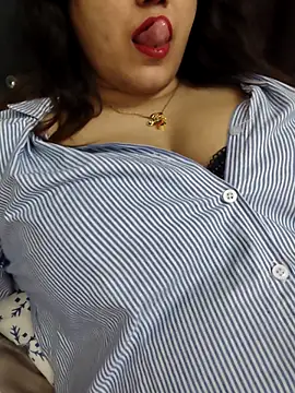 Suhana Darling online show from March 14, 2026, 8:53 am