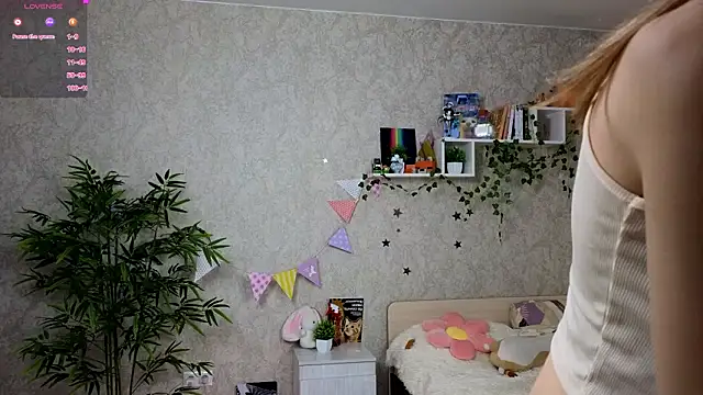 AnnyiBlue online show from March 10, 2026, 1:15 pm