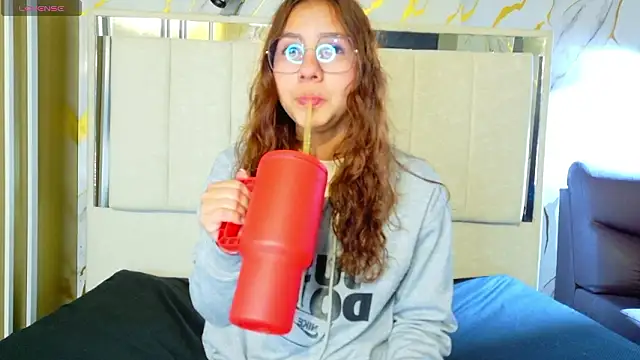 angeles azul online show from March 16, 2026, 1:26 pm