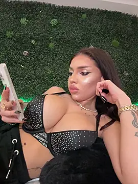 Snapshot of sexyanais chatting on November 18, 2025, 11:15 pm sexyanais online show from November 18, 2025, 11:15 pm