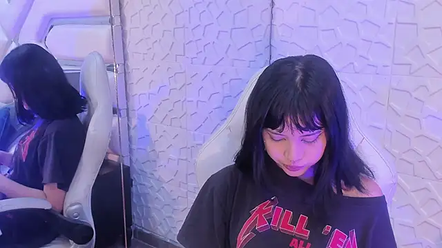 TatiLee online show from March 24, 2026, 1:00 pm