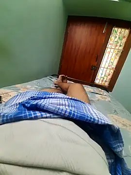 Loverboyjillu online show from April 5, 2026, 5:03 am