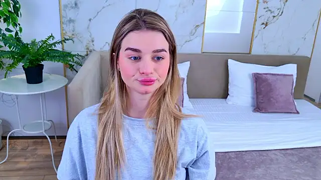 SweetyLicky online show from February 20, 2026, 4:09 pm