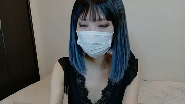 sarina at online show from February 25, 2026, 9:31 am