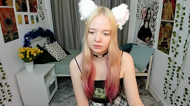 BellaMontgomery online show from January 9, 2026, 12:23 pm