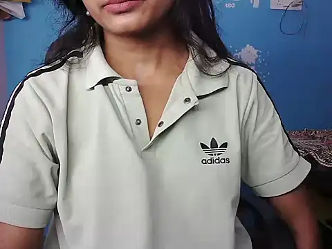 ROSE GOLDE online show from July 31, 2026, 3:31 pm