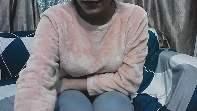 horny  couple  online show from December 14, 2025, 5:29 pm