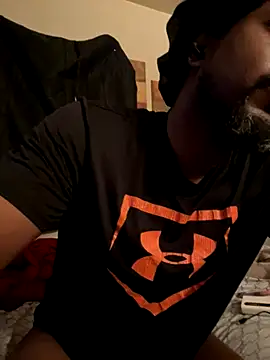 Snapshot of viceutk1 chatting on November 3, 2025, 11:14 am viceutk1 online show from November 3, 2025, 11:14 am