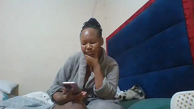 Snapshot of CouplesX96xx chatting on February 24, 2026, 3:57 pm CouplesX96xx online show from February 24, 2026, 3:57 pm