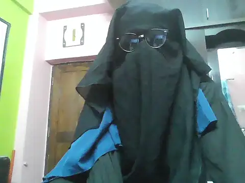 Snapshot of nasrin_katoon_7 chatting on November 21, 2025, 6:07 pm nasrin katoon 7 online show from November 21, 2025, 6:07 pm