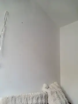 iamlalamilano online show from March 12, 2026, 12:42 pm