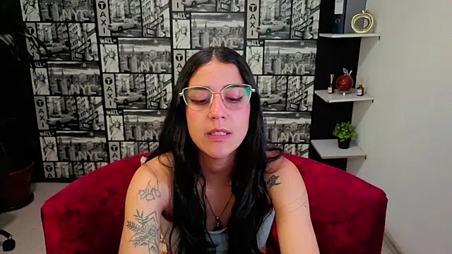 DanielaMonroe online show from May 27, 2026, 9:00 pm