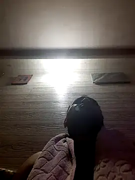 Hot-boy077 online show from April 10, 2026, 4:47 pm