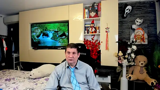 SpartacusDaddy48 online show from March 29, 2026, 3:41 am