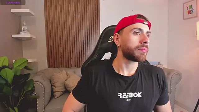 Maximo Wolff online show from March 26, 2026, 11:02 pm