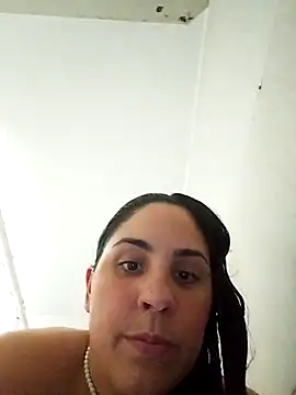 Snapshot of anaanitaaa chatting on October 24, 2025, 6:18 pm anaanitaaa online show from October 24, 2025, 6:18 pm