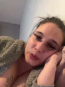 LollyLove  online show from March 1, 2026, 8:09 pm