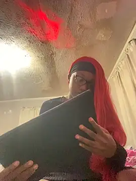 HennessyBaby21 online show from February 15, 2026, 5:08 am