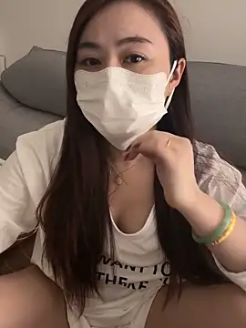 GUO168 online show from October 2, 2025, 2:42 pm