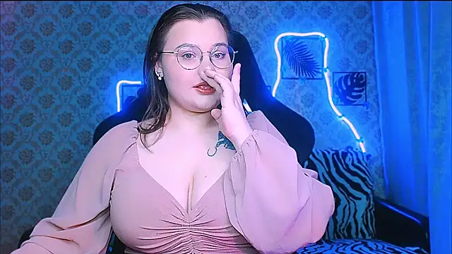 InLoveWithLife26 online show from January 14, 2026, 4:43 pm