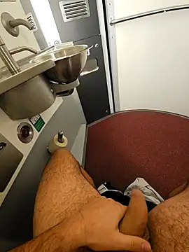 flirt 23 online show from February 12, 2026, 7:41 am