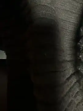 HiddenHoneyLDN online show from November 11, 2025, 12:33 pm