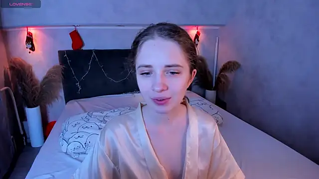 Camilla Kelly online show from February 11, 2026, 1:16 am