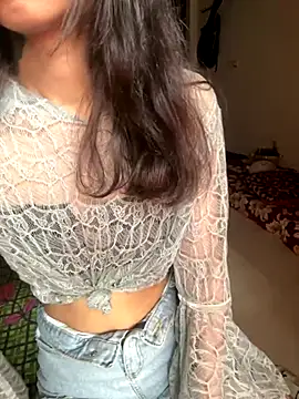 Snapshot of _Maya_zaidi_ chatting on October 15, 2025, 9:28 am  Maya zaidi  online show from October 15, 2025, 9:28 am