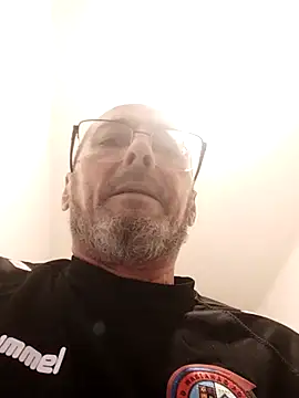 Snapshot of pakillobcn chatting on December 2, 2025, 10:00 pm pakillobcn online show from December 2, 2025, 10:00 pm