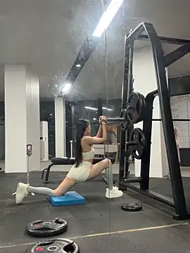 jiajia L online show from March 12, 2026, 12:20 pm