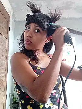 indiazinhabella27 online show from March 1, 2026, 3:23 pm