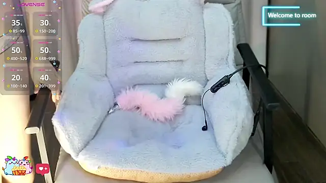 LINLIN-2025 online show from November 25, 2025, 2:39 pm