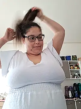 valkiriabbw online show from March 4, 2026, 1:52 pm