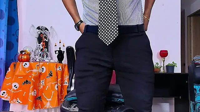 Snapshot of DaveSoldier chatting on November 4, 2025, 7:06 pm DaveSoldier online show from November 4, 2025, 7:06 pm