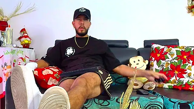 Snapshot of DaveSoldier chatting on December 15, 2025, 8:03 pm DaveSoldier online show from December 15, 2025, 8:03 pm