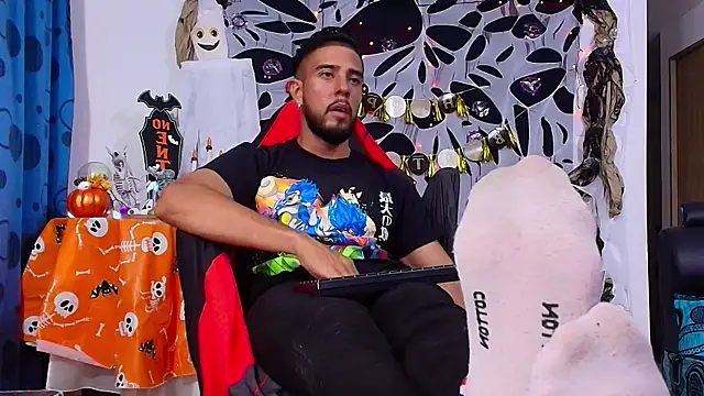 Snapshot of DaveSoldier chatting on November 2, 2025, 4:28 am DaveSoldier online show from November 2, 2025, 4:28 am