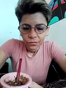 Lulypsicologasexual online show from December 17, 2025, 2:44 pm