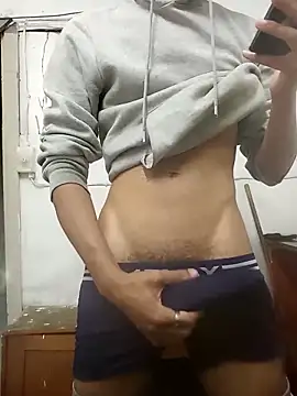 Snapshot of ColouredPapi chatting on May 7, 2026, 9:40 pm ColouredPapi online show from May 7, 2026, 9:40 pm