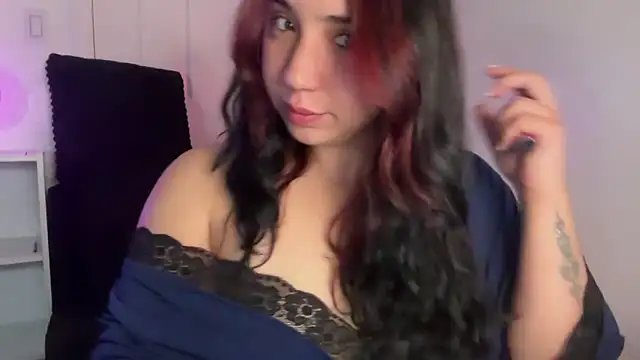 nina lovez online show from October 23, 2025, 1:48 am