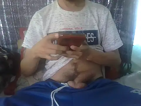 chicooxx online show from April 11, 2026, 12:07 am