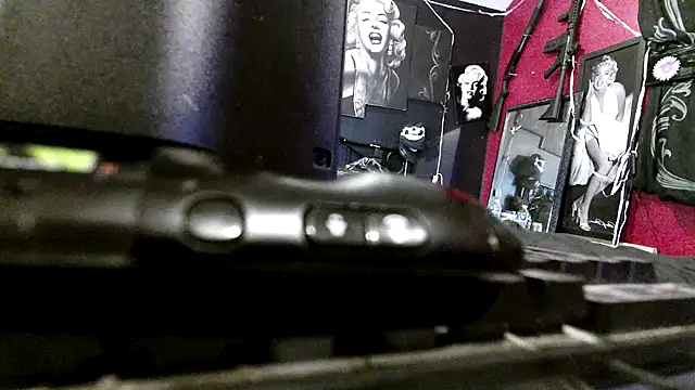 Splash Queen420 online show from December 17, 2025, 8:08 am