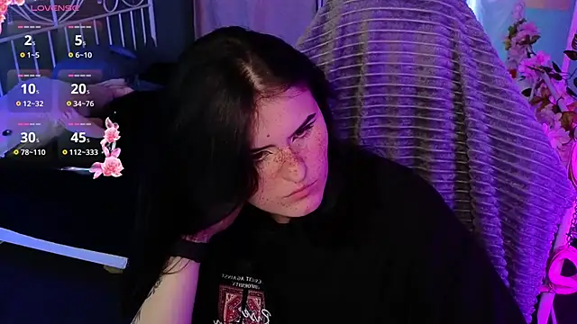 Dark Shine online show from October 30, 2025, 6:23 am