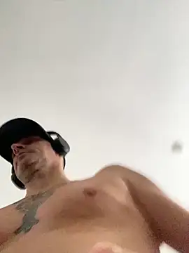 Maurinho3005 online show from March 30, 2026, 9:11 am