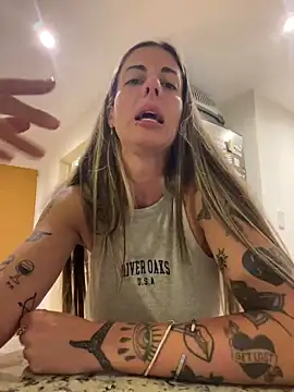 ferchule7 online show from April 10, 2026, 1:12 am