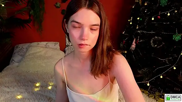 Evi Brook online show from December 18, 2025, 5:17 pm