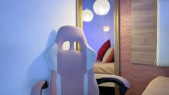 AgnesIvanova online show from October 21, 2025, 7:24 pm