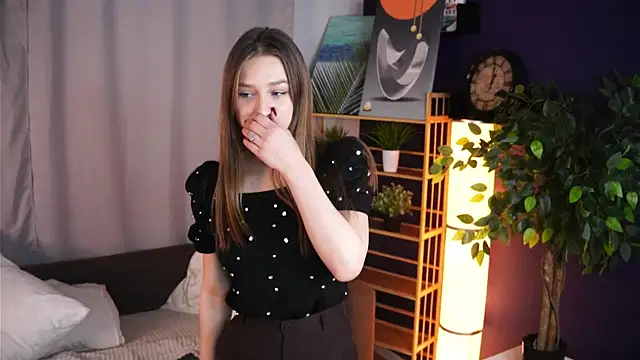 LornaBlacknall online show from October 25, 2025, 4:29 pm