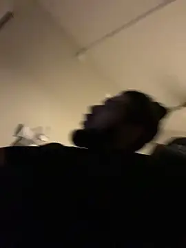 Snapshot of Bbrn69official chatting on September 28, 2025, 4:41 am Bbrn69official online show from September 28, 2025, 4:41 am